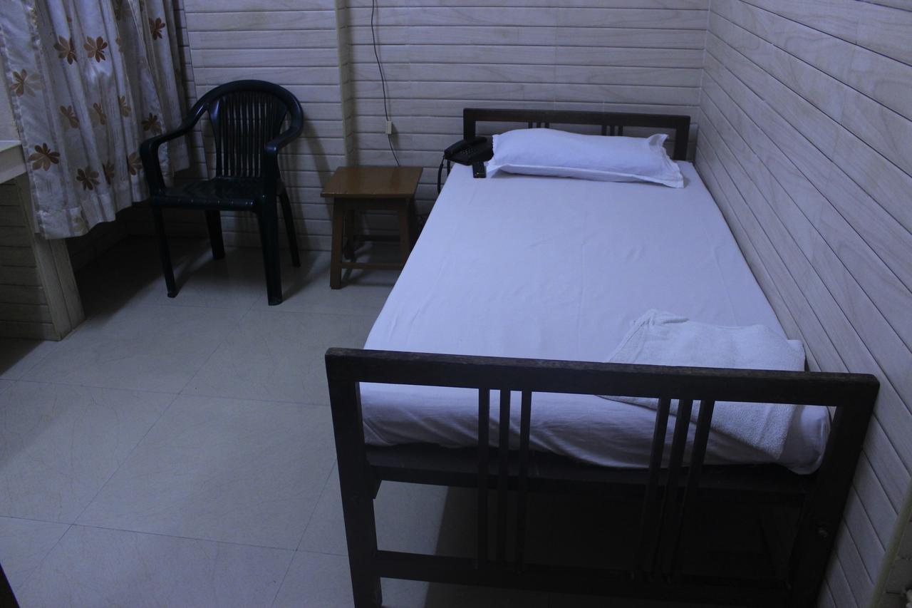 Hotel Sukhvas Thiruvananthapuram Exterior foto